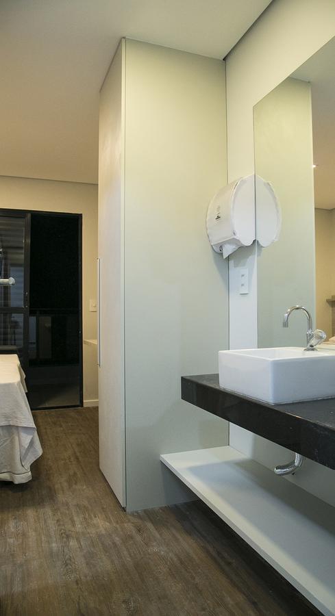 Ipanema Beach Hostel Рио де Жанейро Екстериор снимка