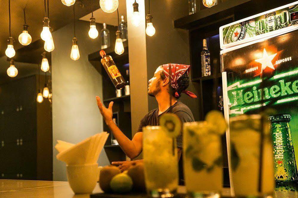 Ipanema Beach Hostel Рио де Жанейро Екстериор снимка